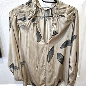 Grade & Gather Long Sleeve Top Leaf Print Light Gray Small